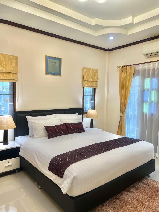 Malinee Villa Phuket Strand Bang Tao Exterior foto