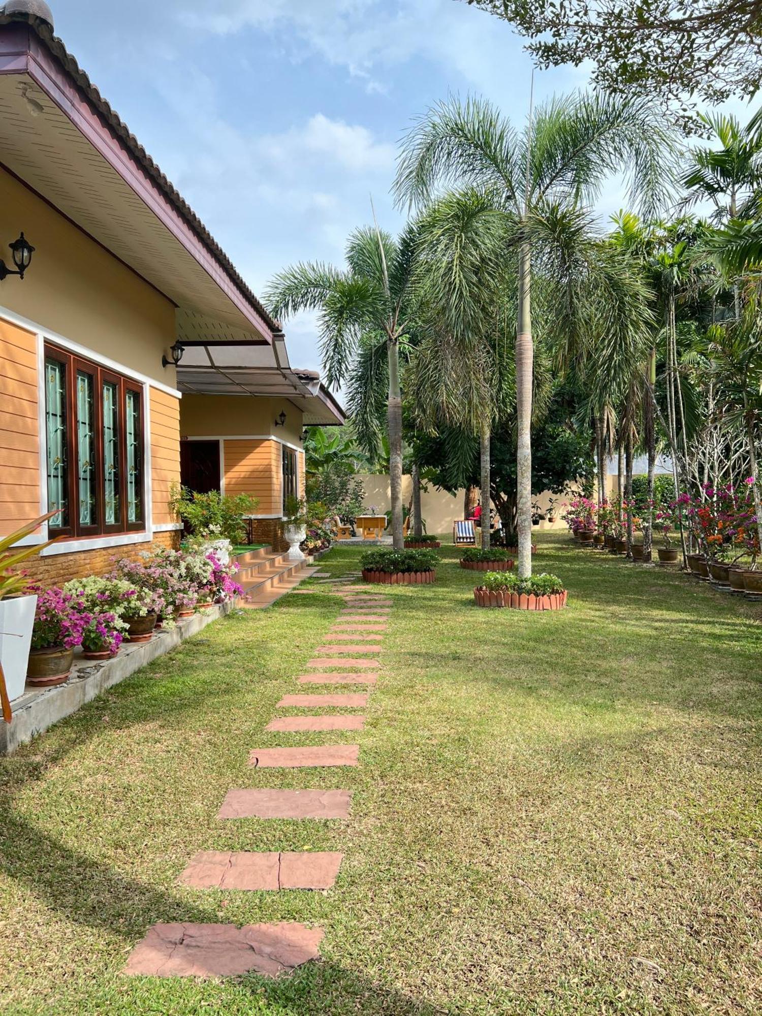 Malinee Villa Phuket Strand Bang Tao Exterior foto